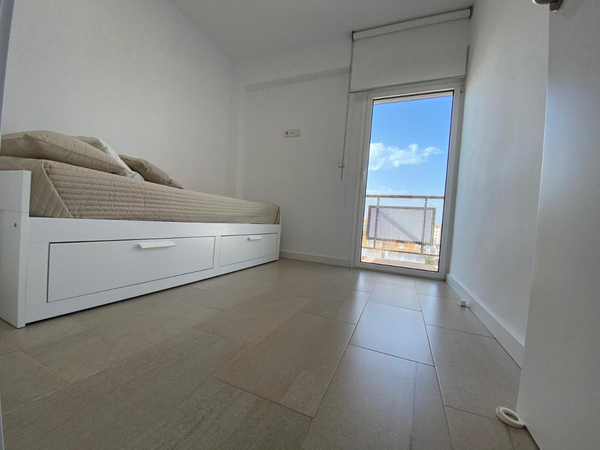 Atico En Primerisima Linea De Playa!!! Denia Exteriör bild