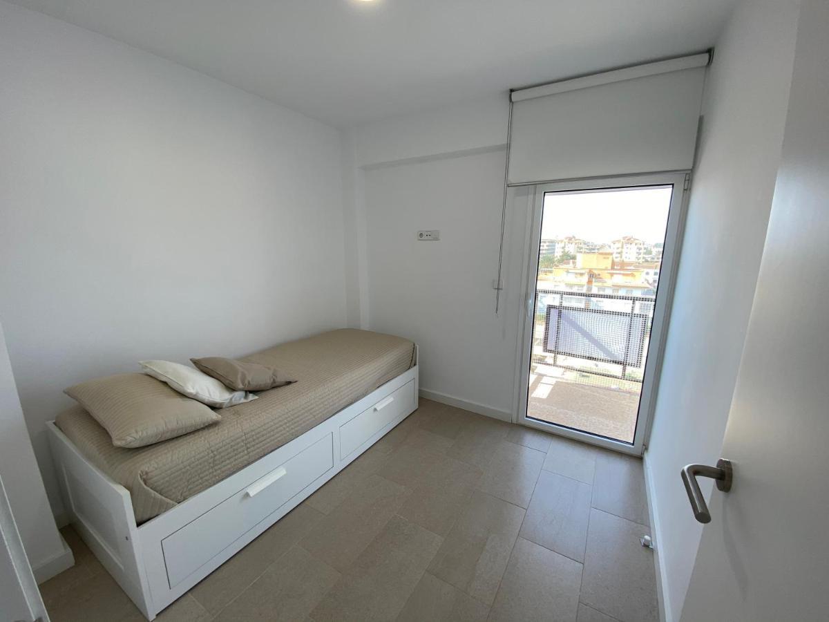 Atico En Primerisima Linea De Playa!!! Denia Exteriör bild