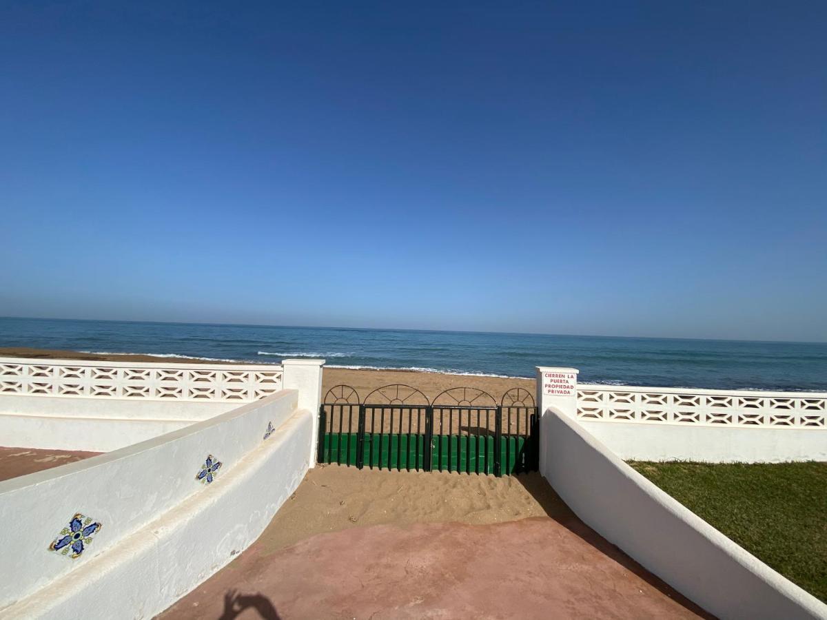 Atico En Primerisima Linea De Playa!!! Denia Exteriör bild