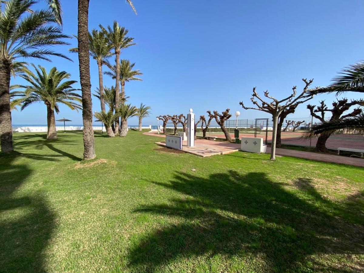 Atico En Primerisima Linea De Playa!!! Denia Exteriör bild