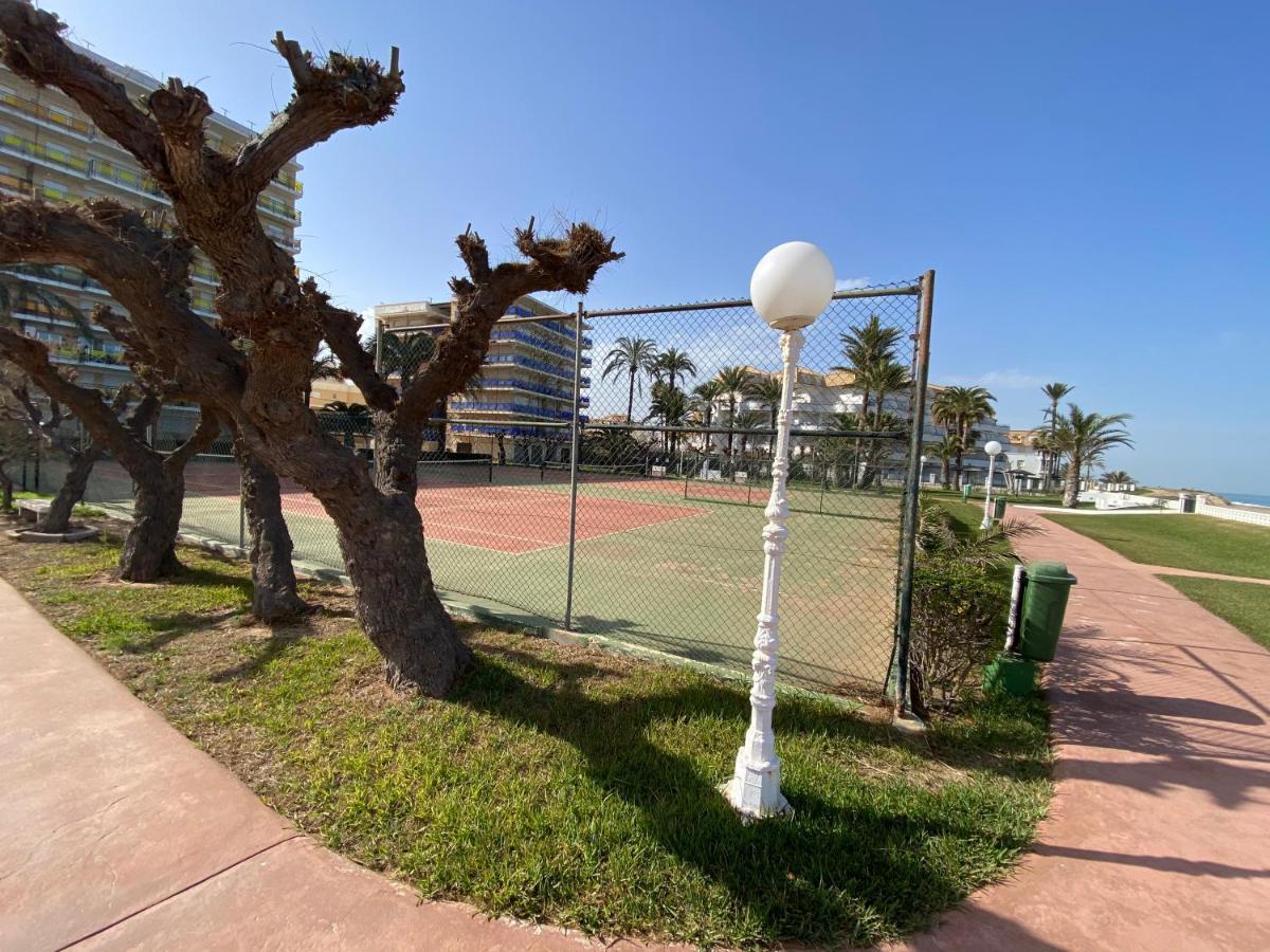 Atico En Primerisima Linea De Playa!!! Denia Exteriör bild